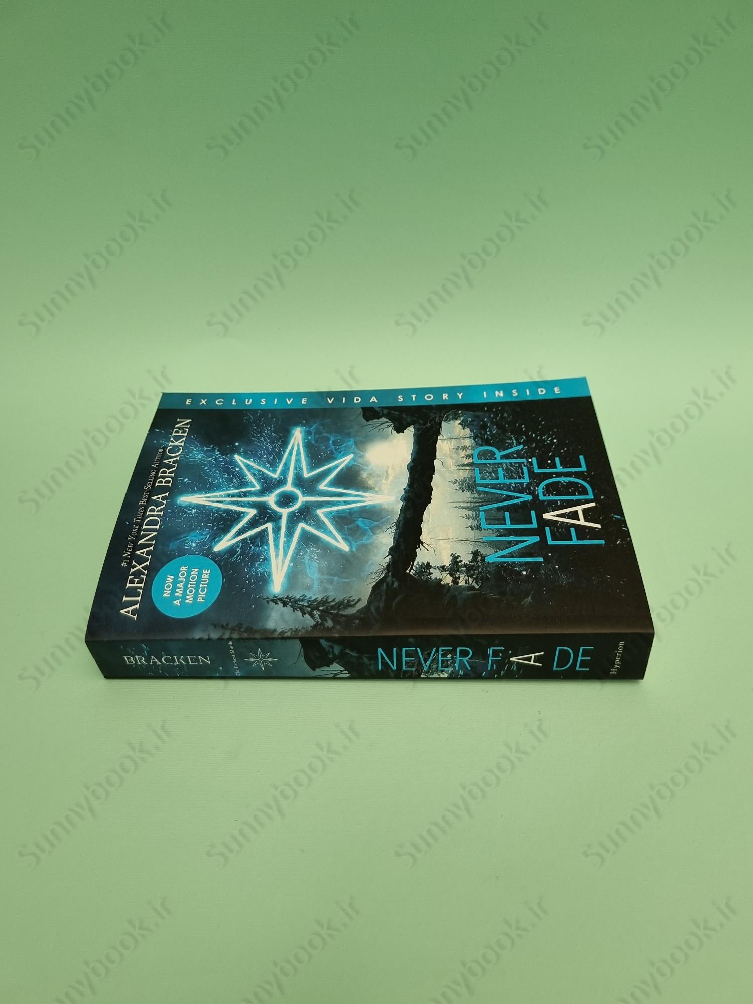 Never Fade (The Darkest Minds series Book 2) main 1 4