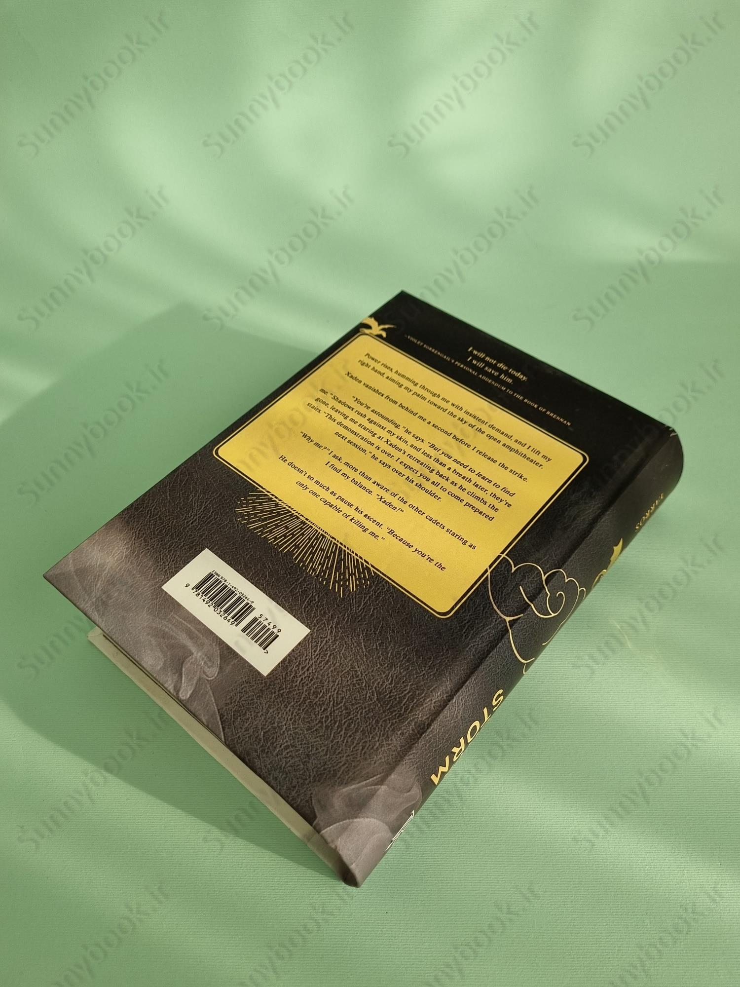 Onyx Storm (The Empyrean , 3) main 1 6