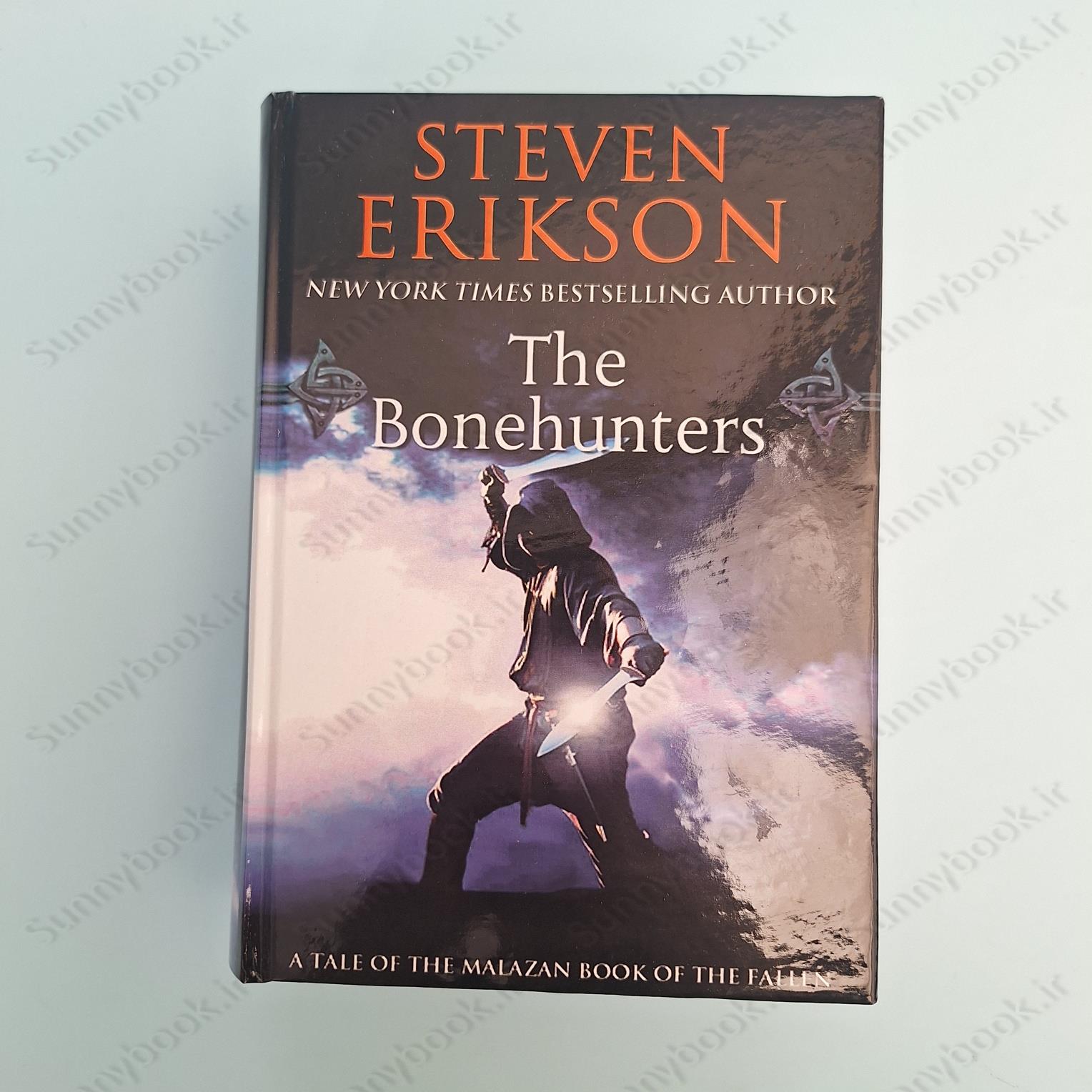 The Bonehunters  (The Malazan Book Of The Fallen 6) main 1 2
