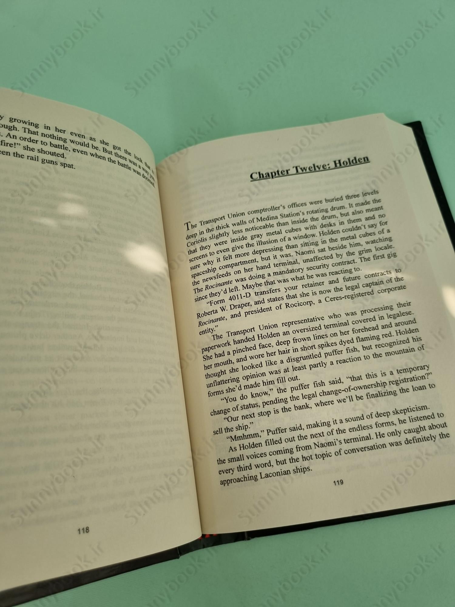 Persepolis Rising: Book 7 of the Expanse main 1 4