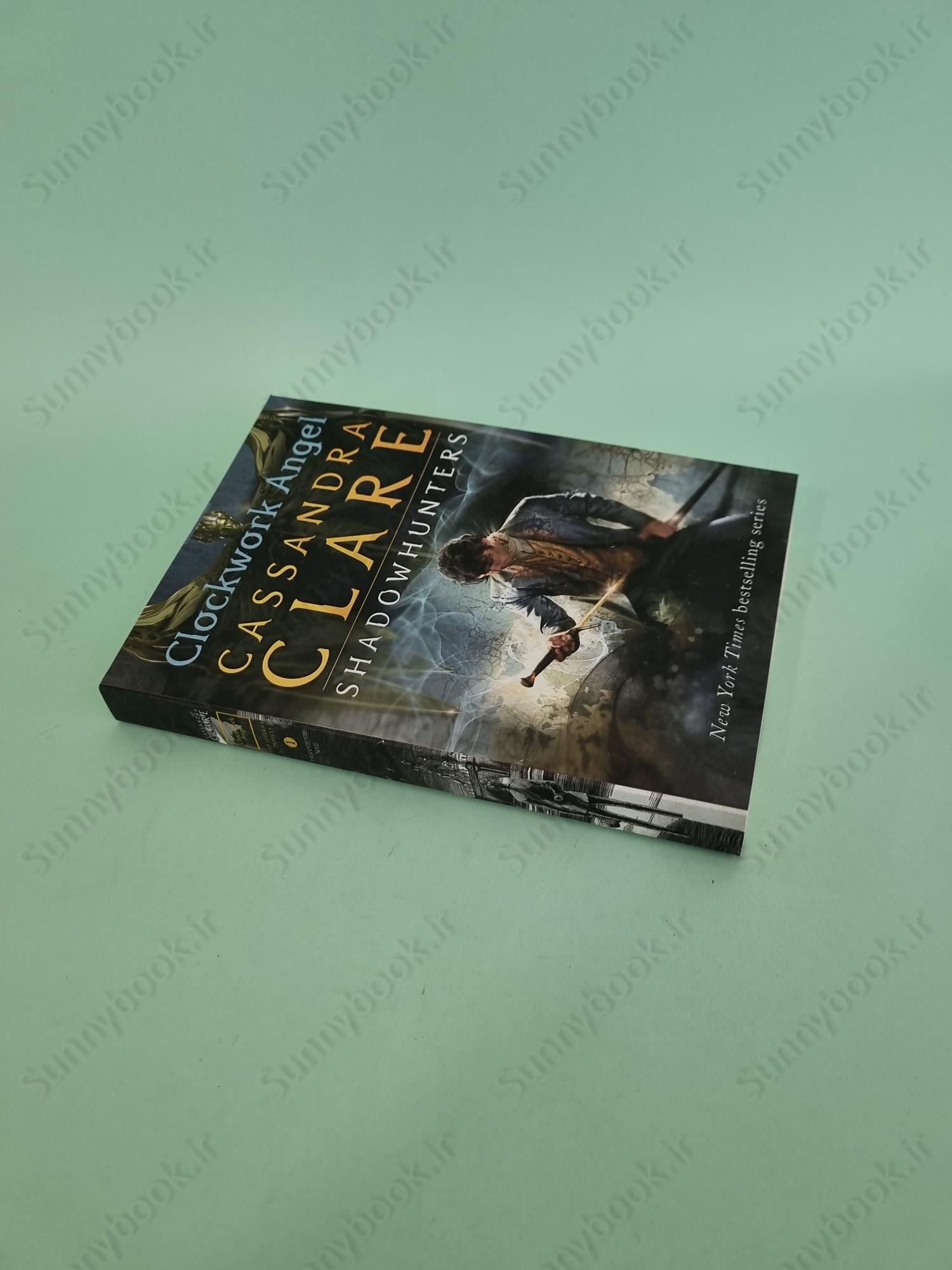 Clockwork Angel (The Infernal Devices 1) main 1 3