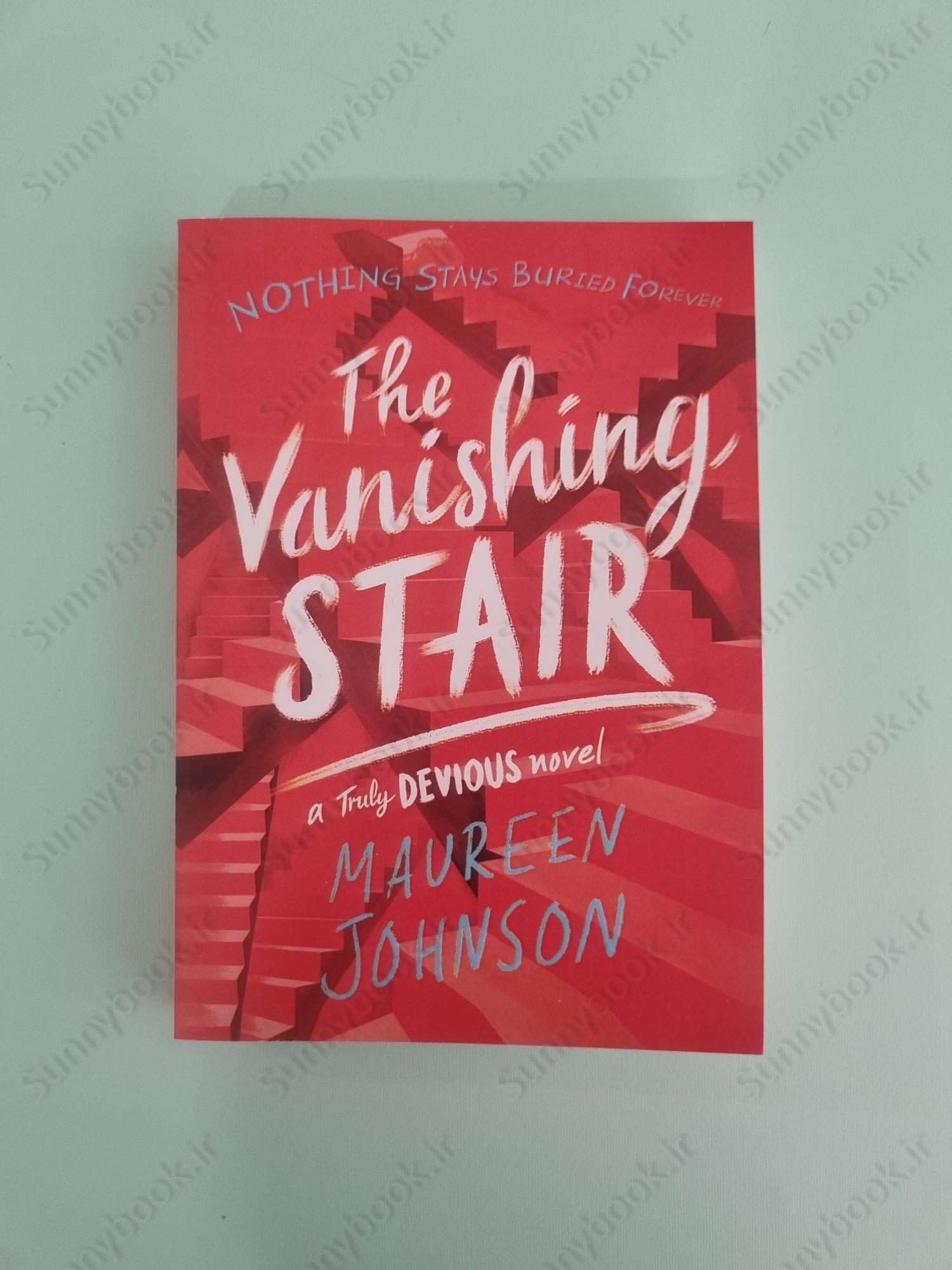 The Vanishing Stair (Truly Devious, 2) main 1 2