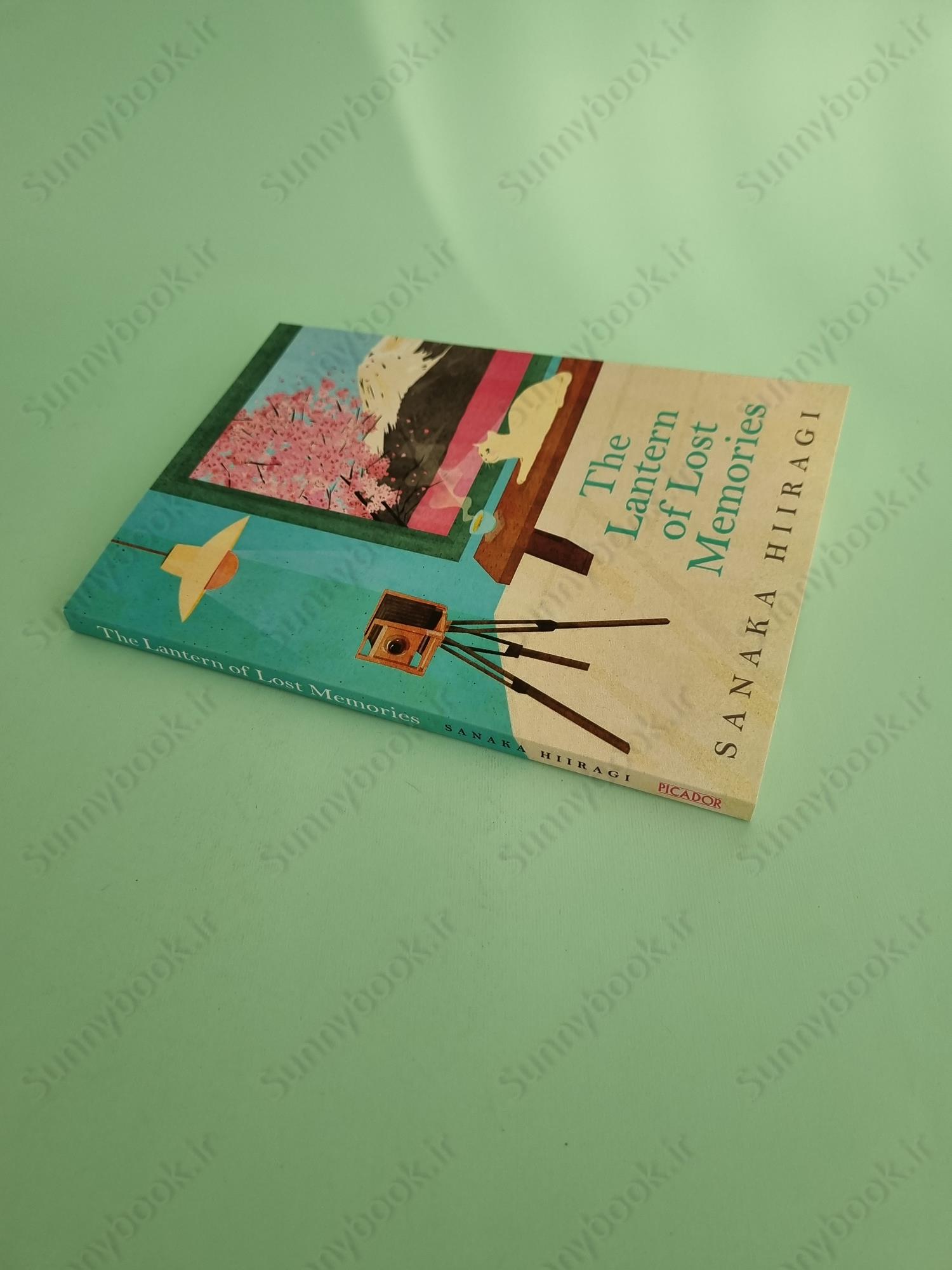 The Lantern of Lost Memories main 1 3