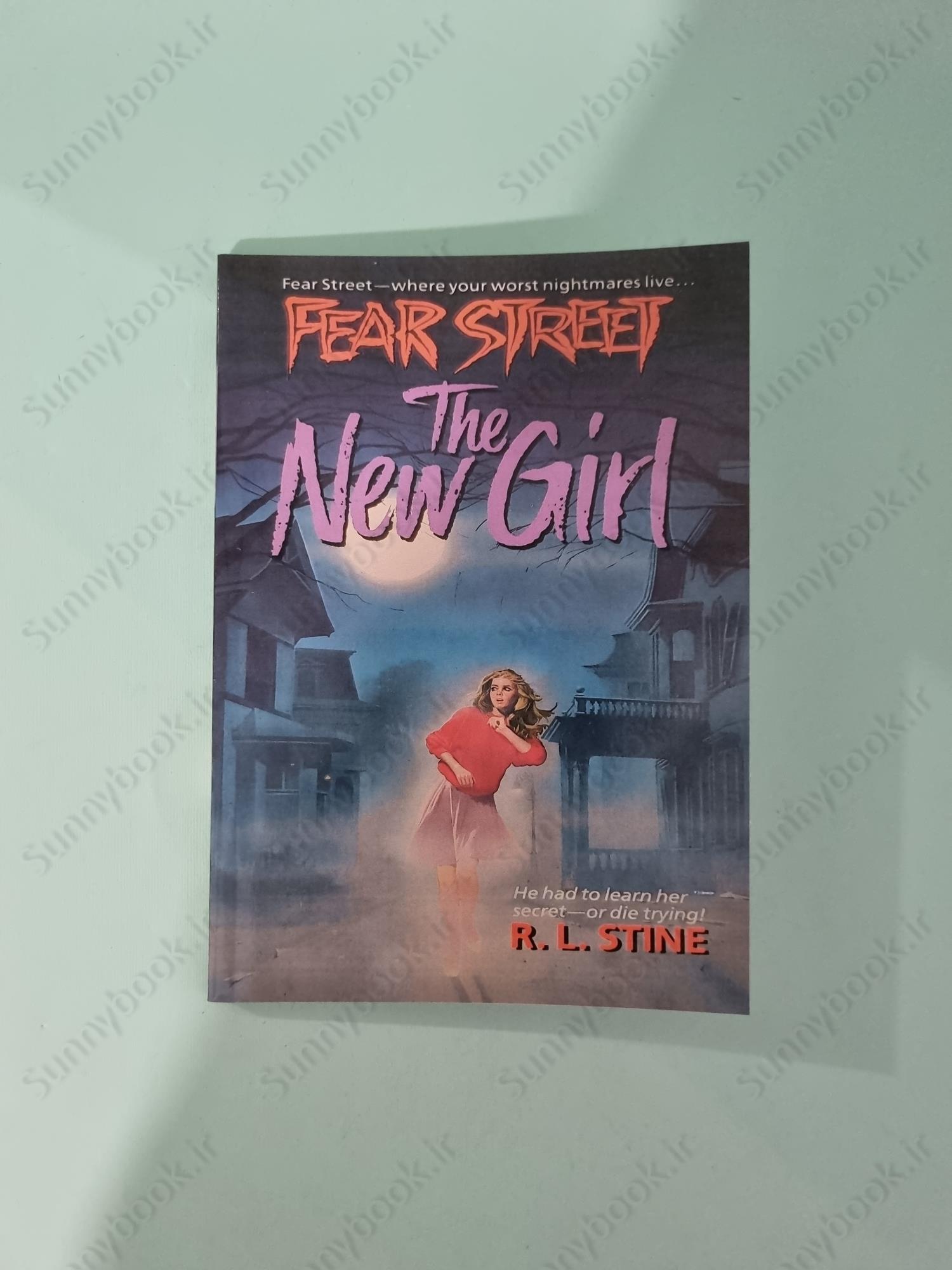New Girl (Fear Street, Band 1) main 1 2