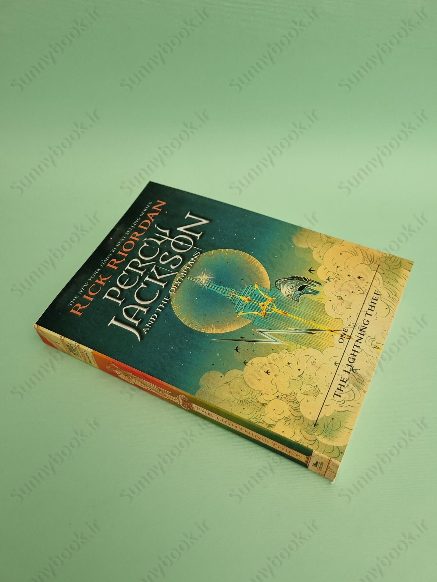 The Lightning Thief (Percy Jackson and the Olympians, Book 1) main 1 3