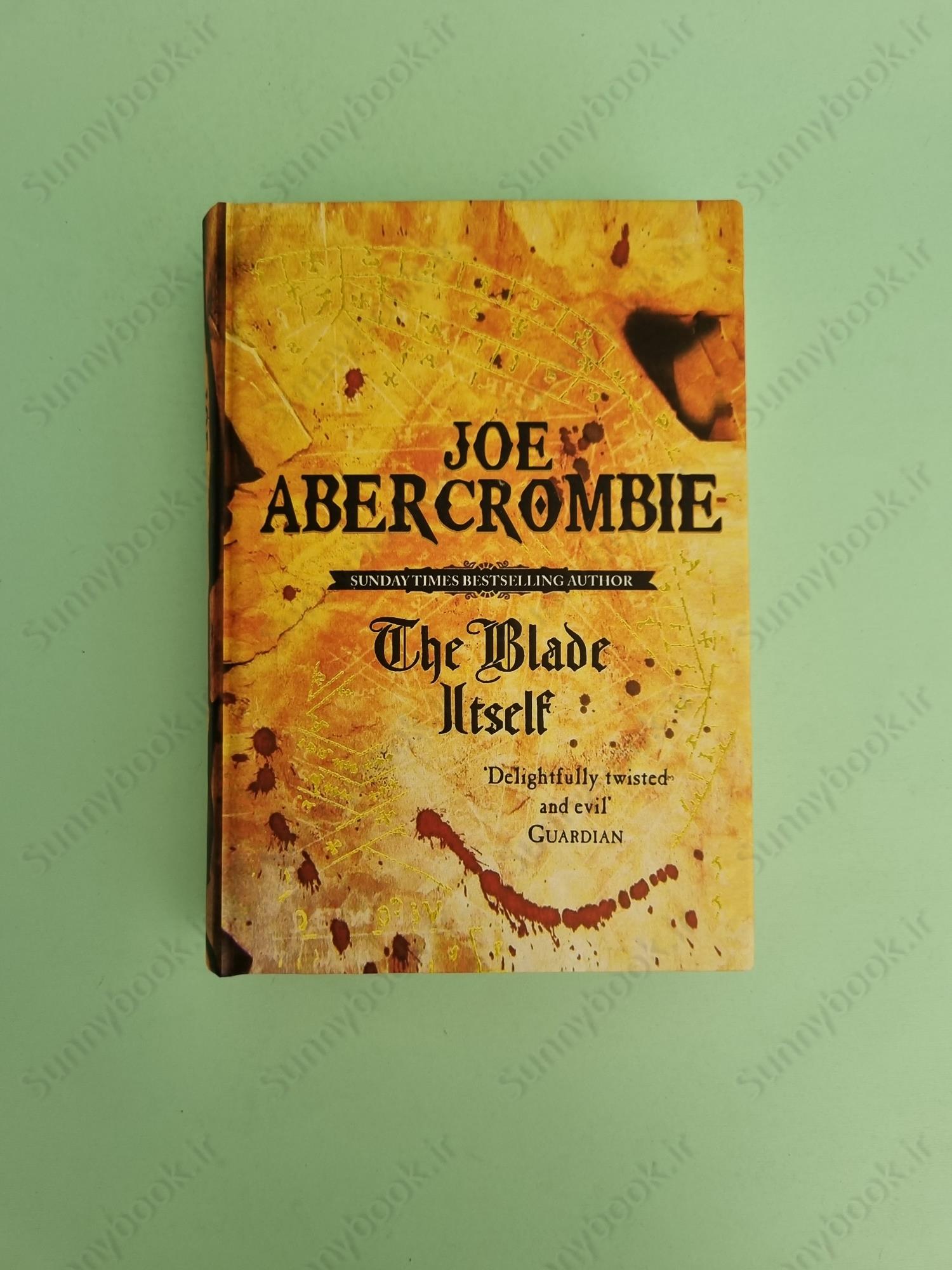 The Blade Itself (The First Law Trilogy, 1) main 1 2