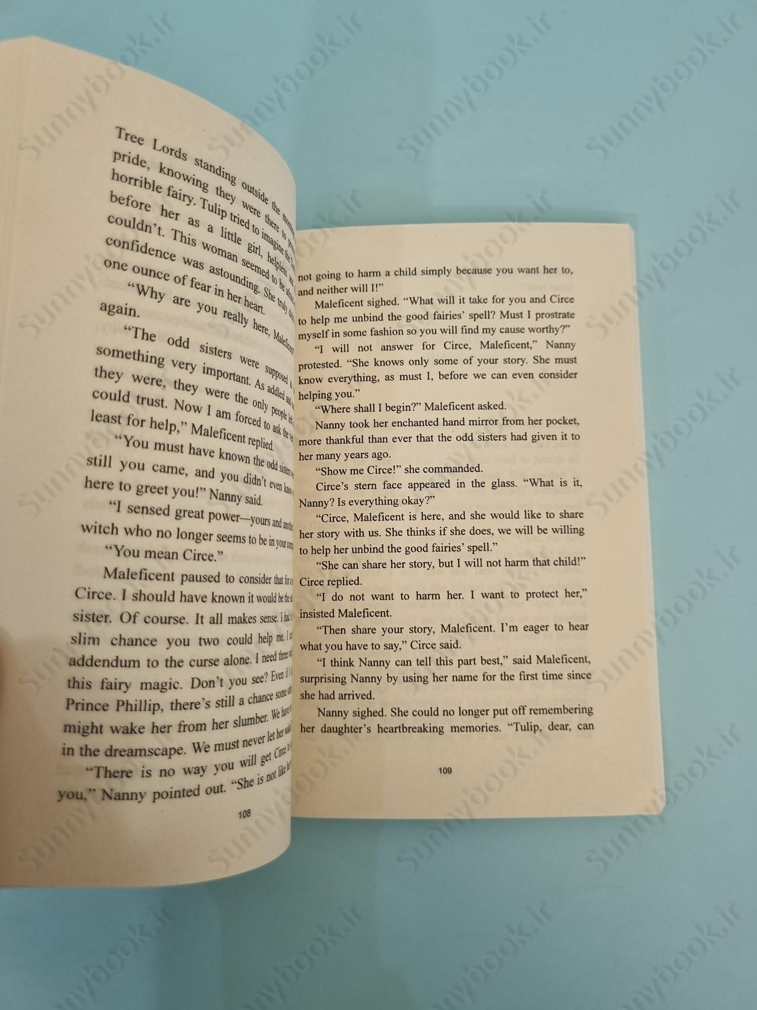 Mistress of All Evil (Villains 4) main 1 5