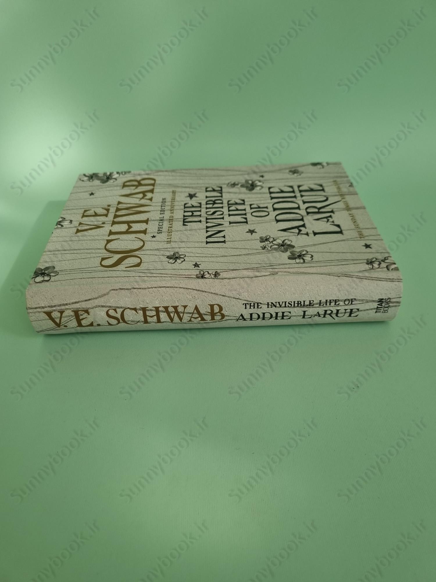 The Invisible Life of Addie LaRue main 1 4