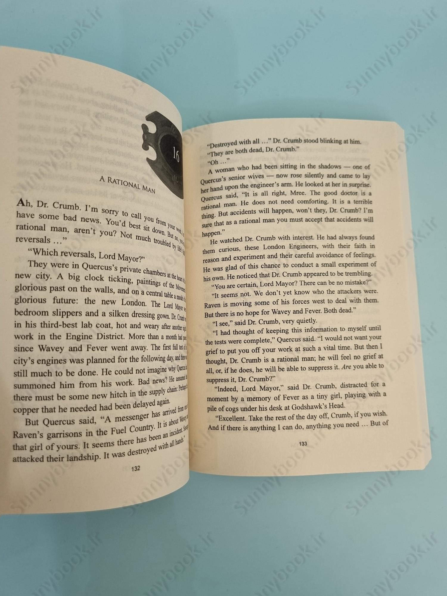 Scrivener's Moon ( Book 3 of 3: Fever Crumb Trilogy) main 1 6