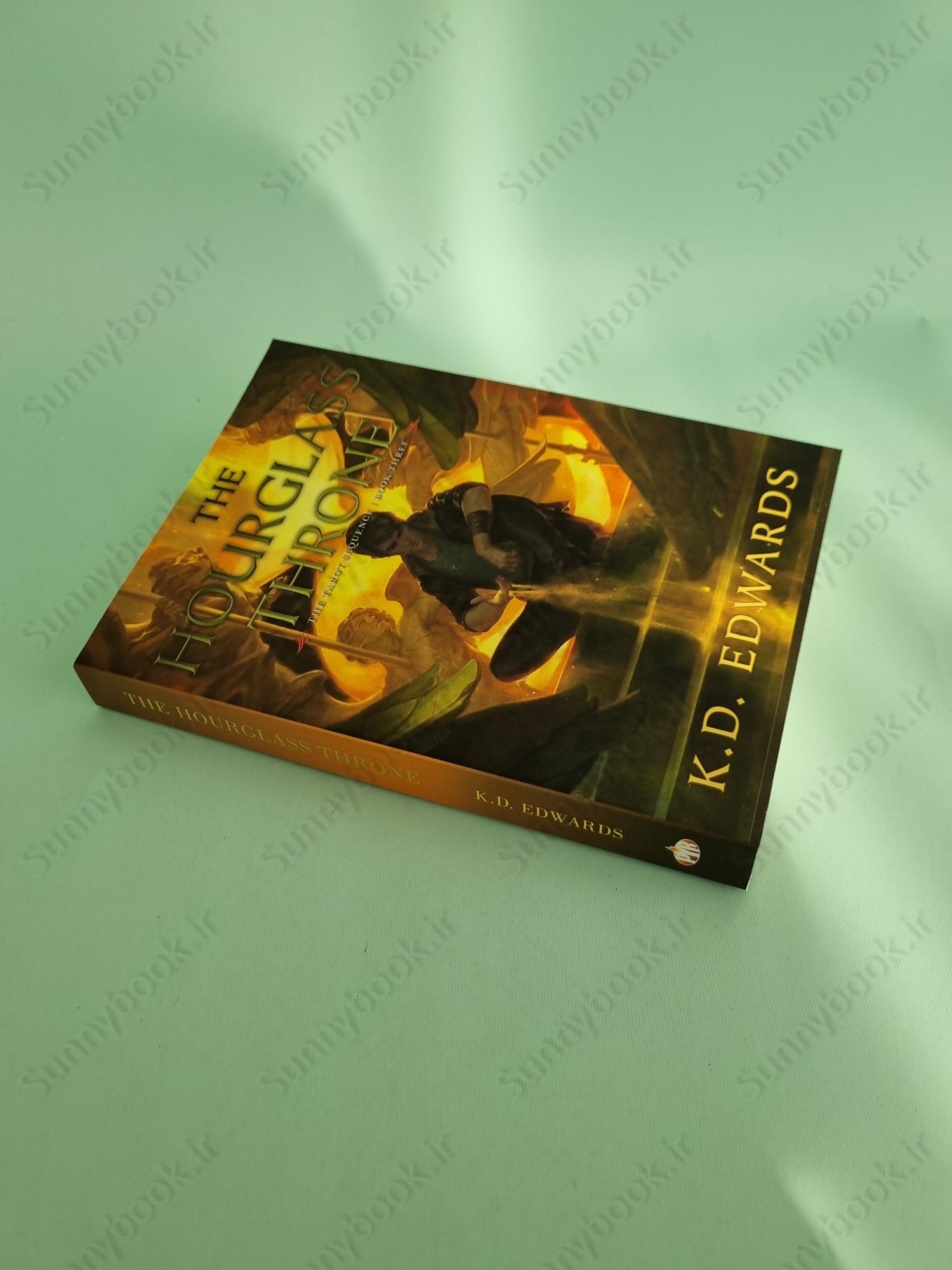 The Hourglass Throne (The Tarot Sequence3) main 1 3