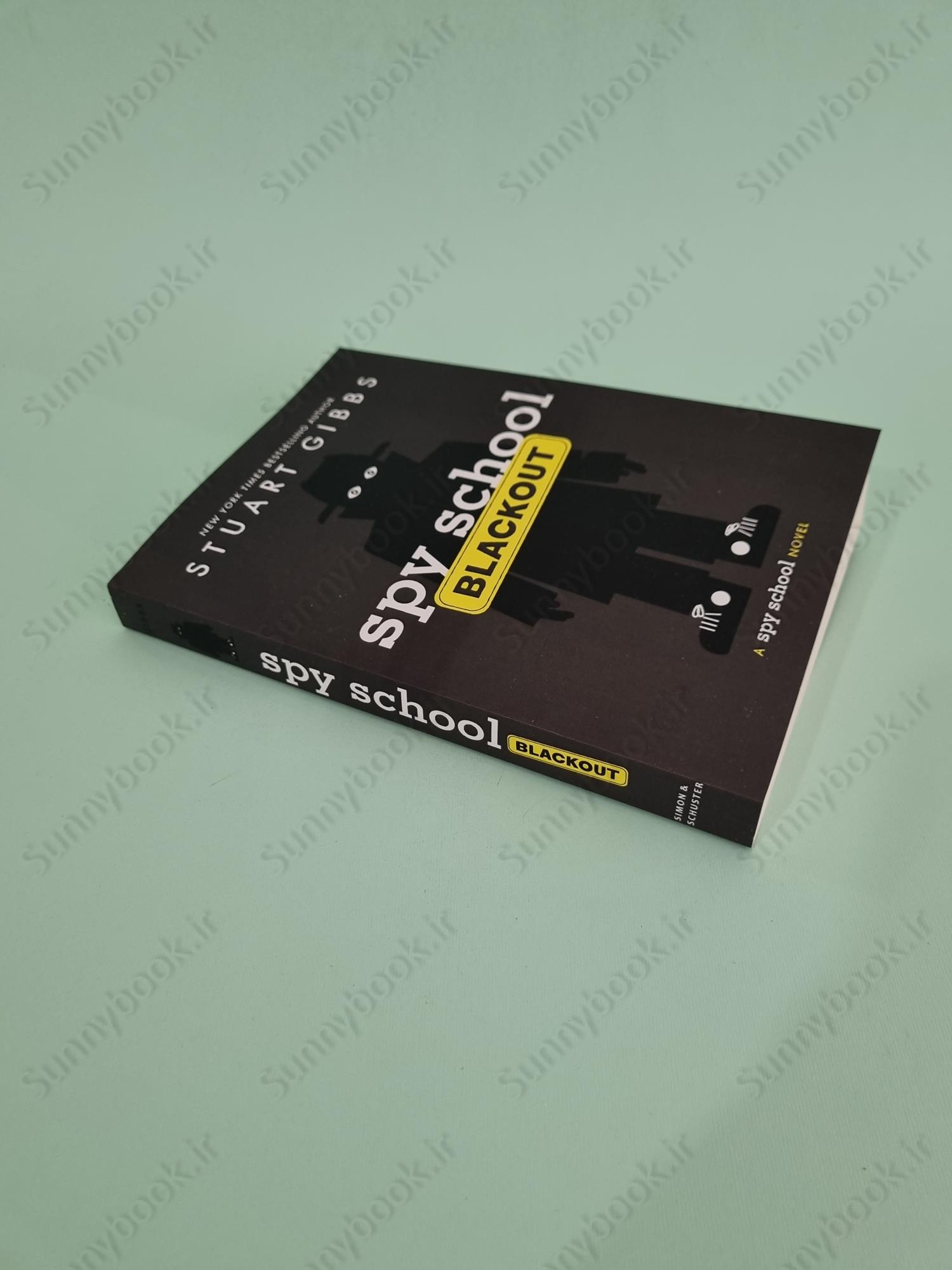 Blackout (Spy School, 13) main 1 3