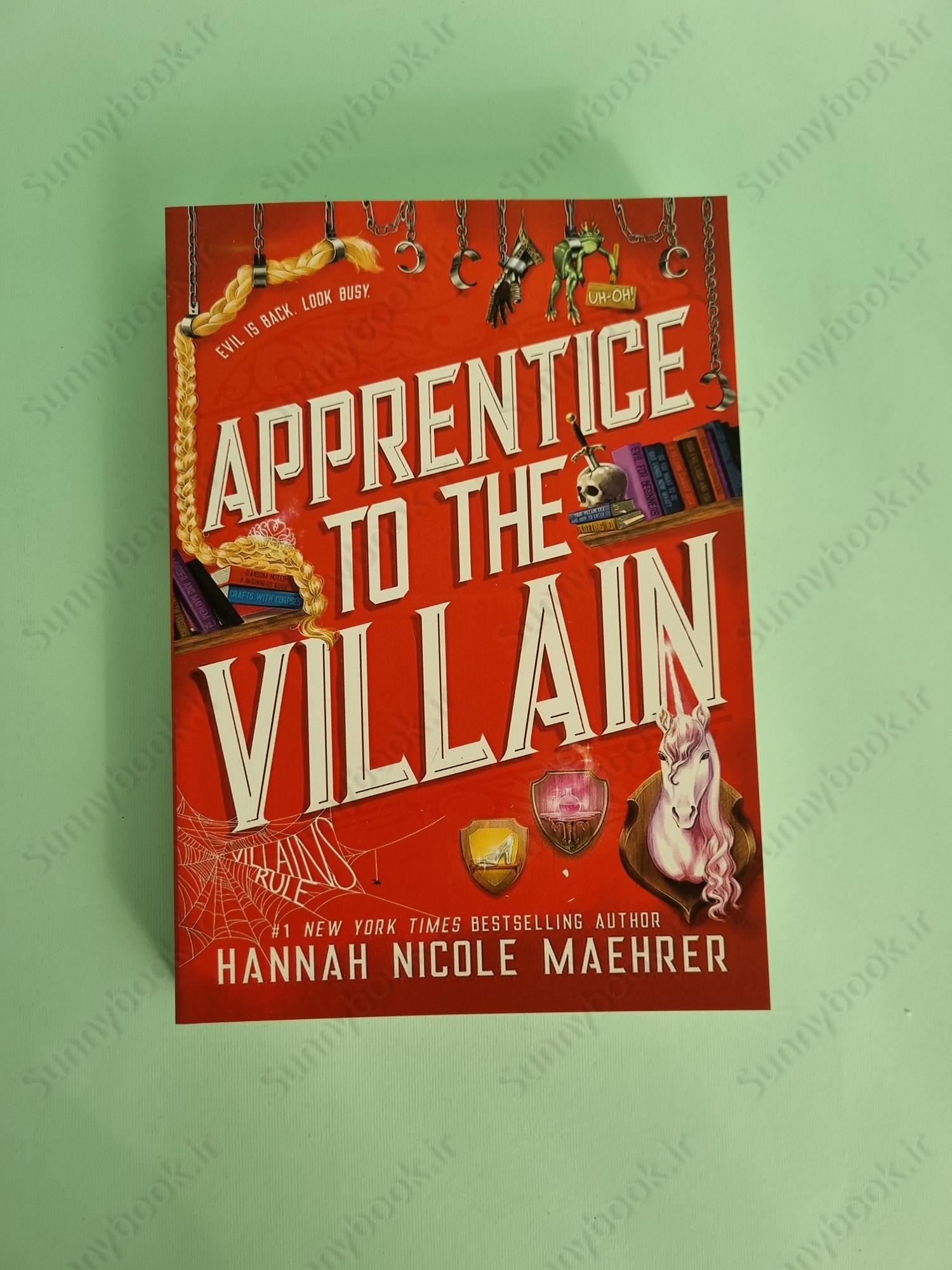 Apprentice to the Villain (Assistant to the Villain 2) main 1 2