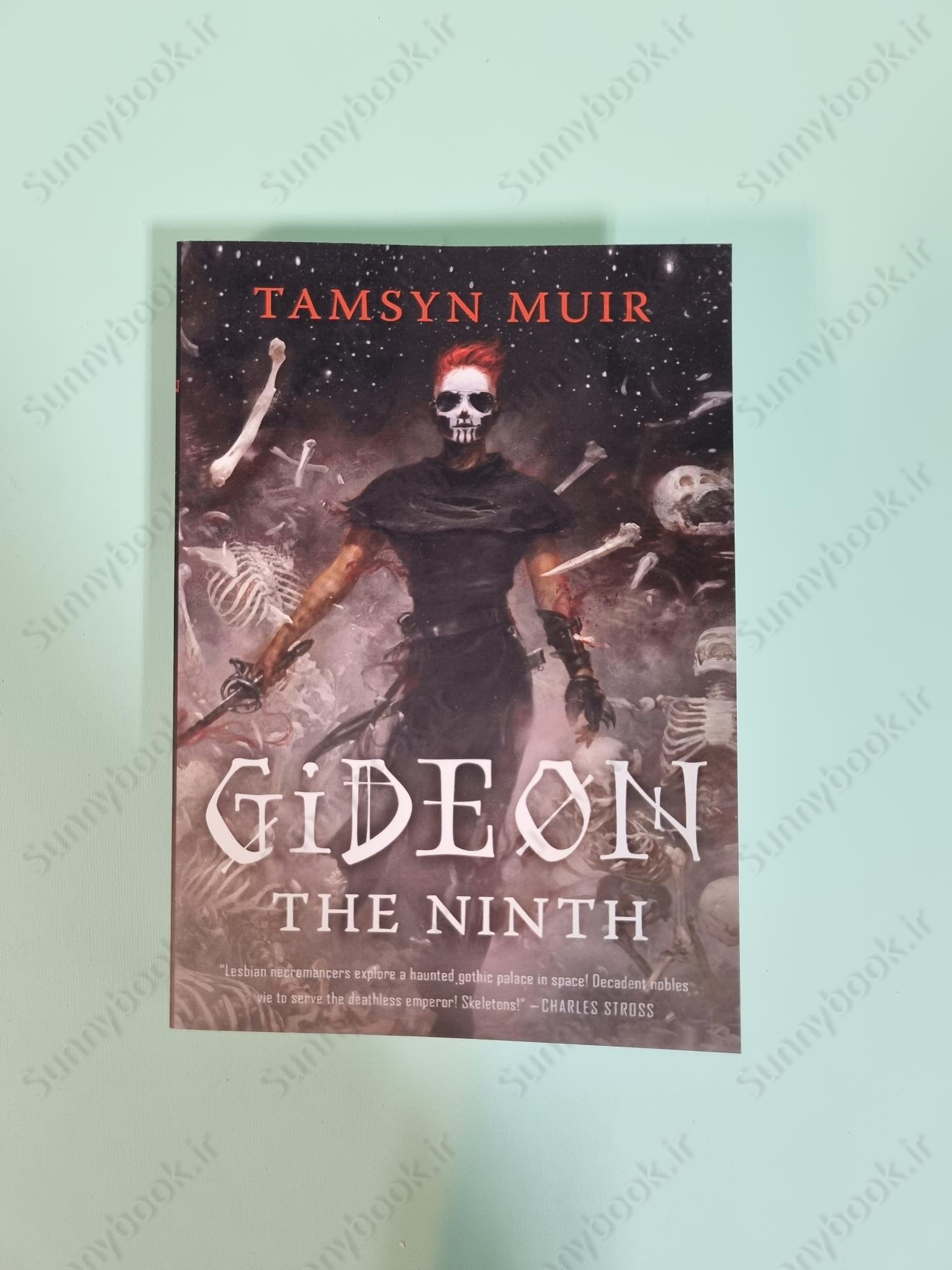 Gideon the Ninth (The Locked Tomb 1) main 1 2