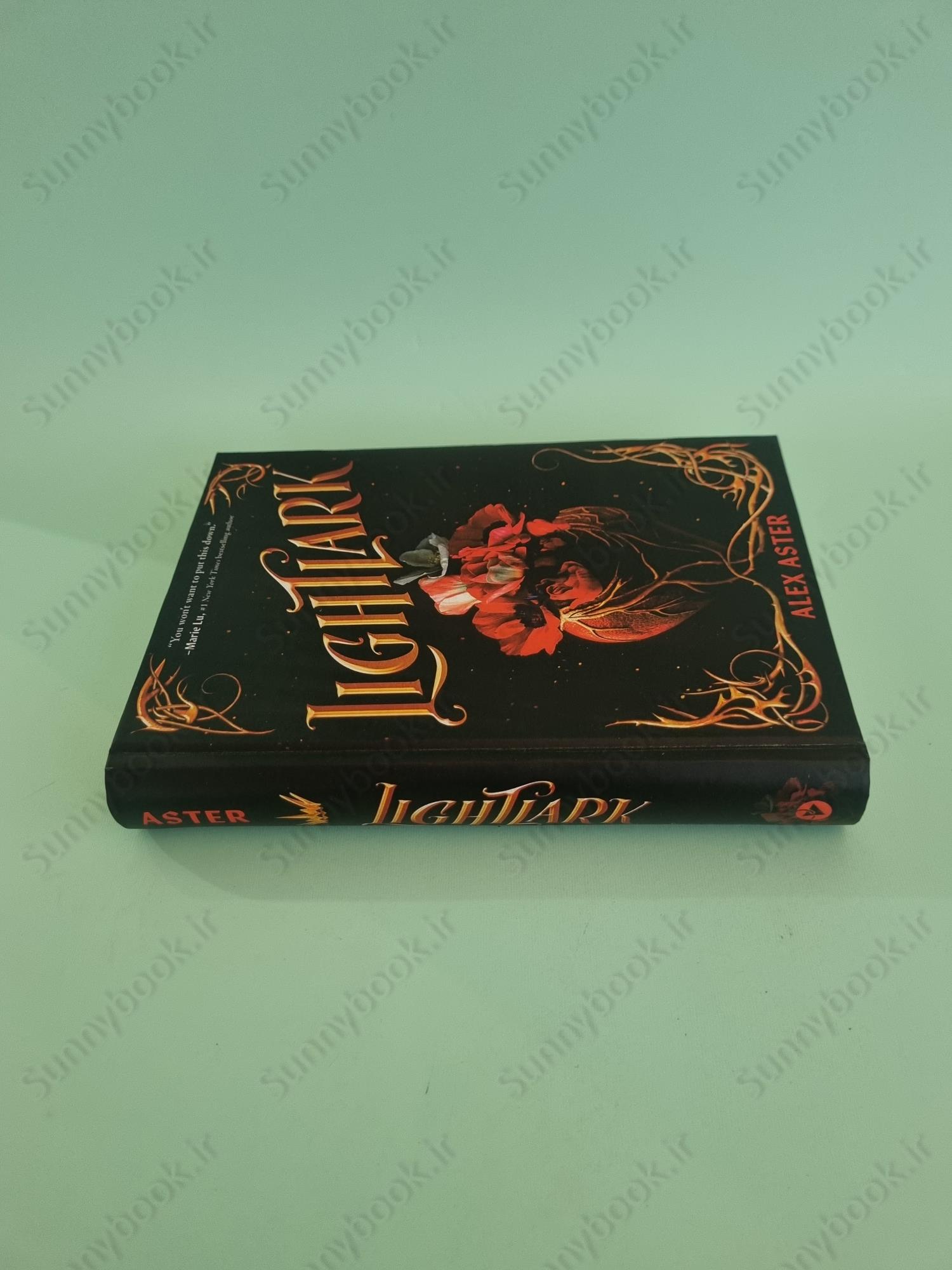 Lightlark (The Lightlark Saga Book 1) main 1 4