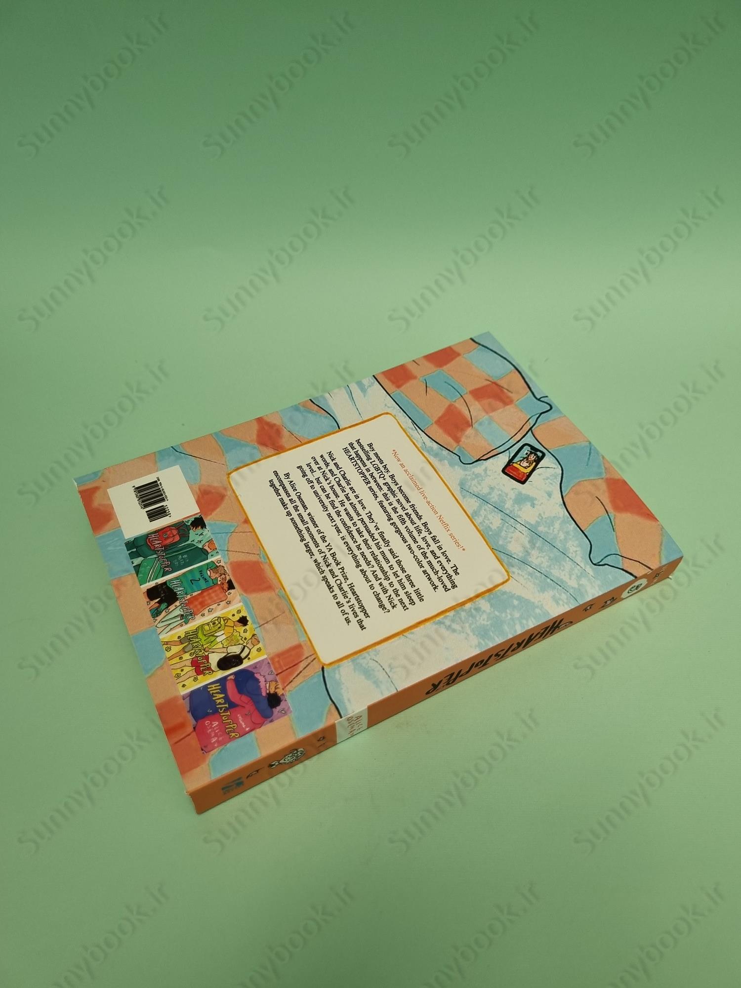 Heartstopper: Volume Five main 1 6