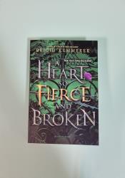 A Heart So Fierce and Broken (Cursebreakers 2) A Heart So Fierce and Broken (Cursebreakers 2) thumb 2 2