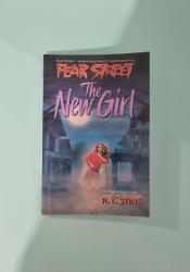 New Girl (Fear Street, Band 1) thumb 1 2