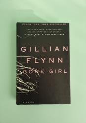 Gone Girl thumb 1 2