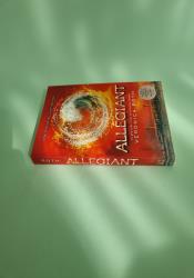 Allegiant (Divergent Series, 3) thumb 2 4