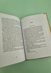 Mythos: The Greek Myths Retold (Stephen Fry's Great Mythology 1) thumb 1 6