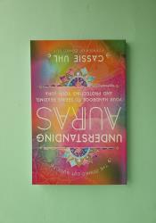 The Zenned Out Guide to Understanding Auras The Zenned Out Guide to Understanding Auras thumb 2 2