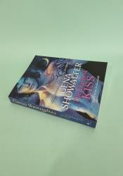 The Darkest Kiss (Lords of the Underworld, 2) The Darkest Kiss (Lords of the Underworld, 2) thumb 2 3