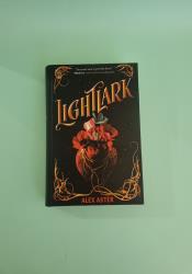 Lightlark (The Lightlark Saga Book 1) Lightlark (The Lightlark Saga Book 1) thumb 2 2