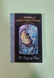 The Slippery Slope (A Series of Unfortunate Events 10) thumb 1 2